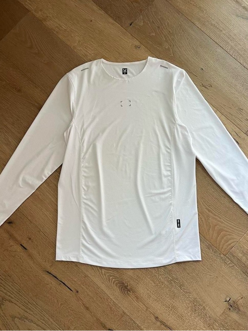 NWOT ASRV Men’s Aerosilver Training Long Sleeve | White | Size L